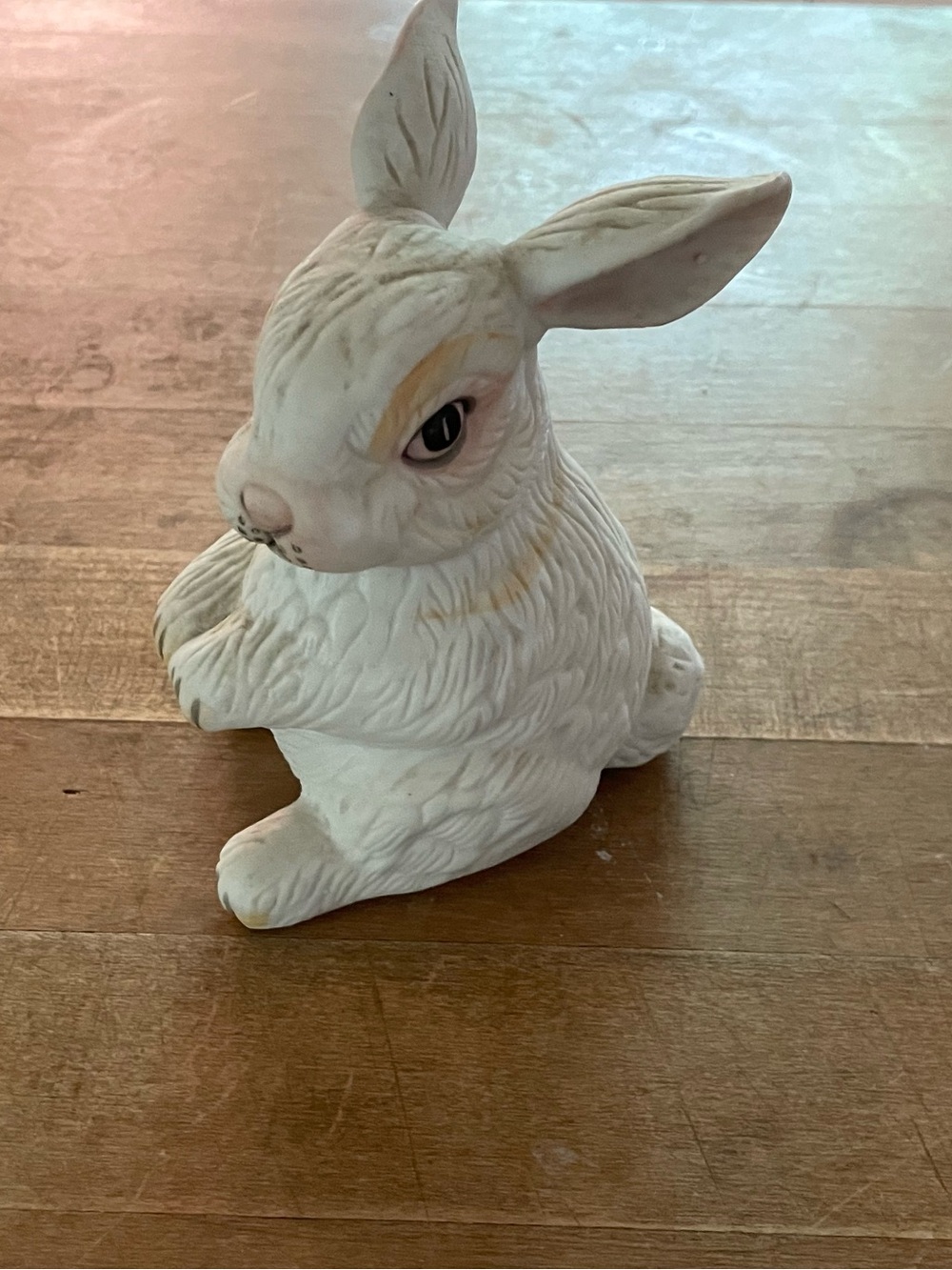 Ceramic Rabbit Figurine - Picture 4 of 5
